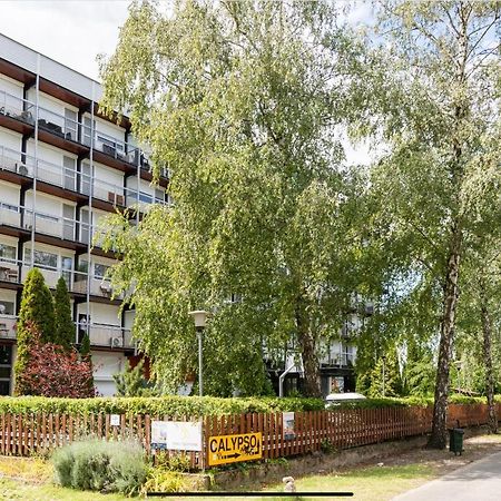 Sinus Premium Aparthotel Шиофок Экстерьер фото
